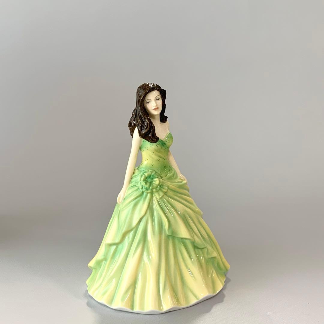 【 】フィギュリン　CLAIRE