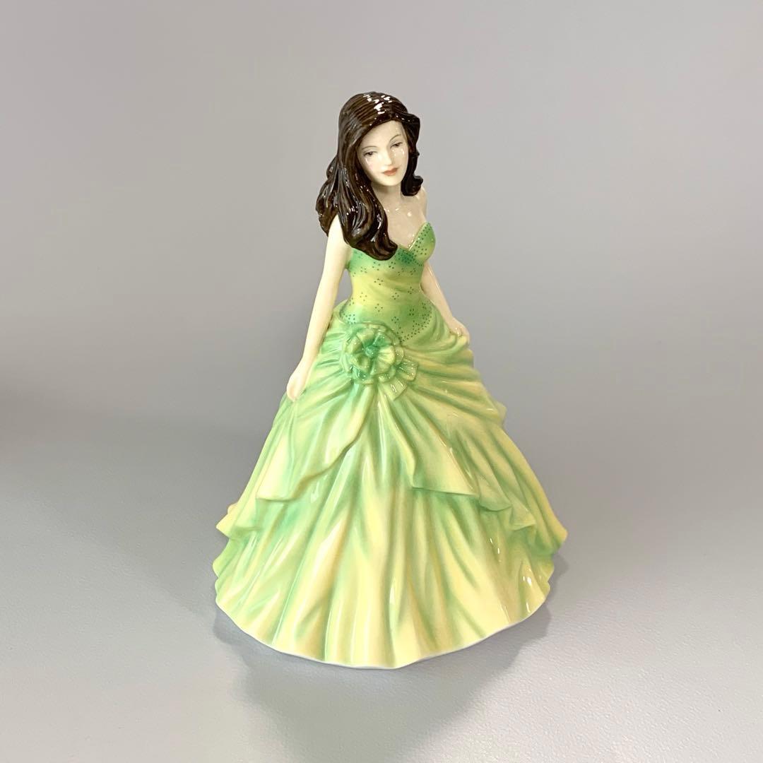 【 】フィギュリン　CLAIRE