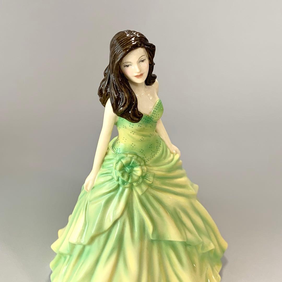 【 】フィギュリン　CLAIRE