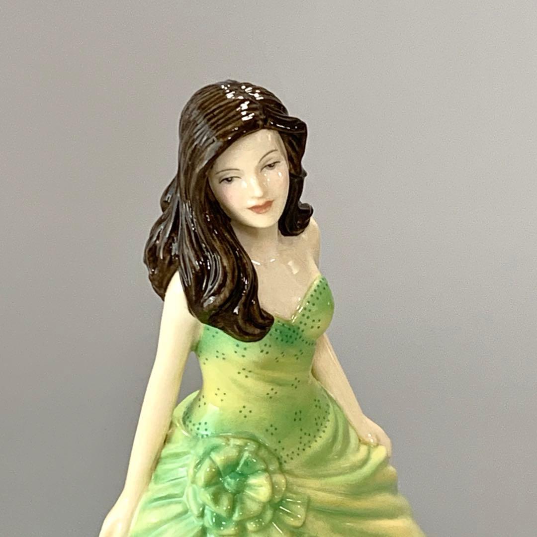 【 】フィギュリン　CLAIRE