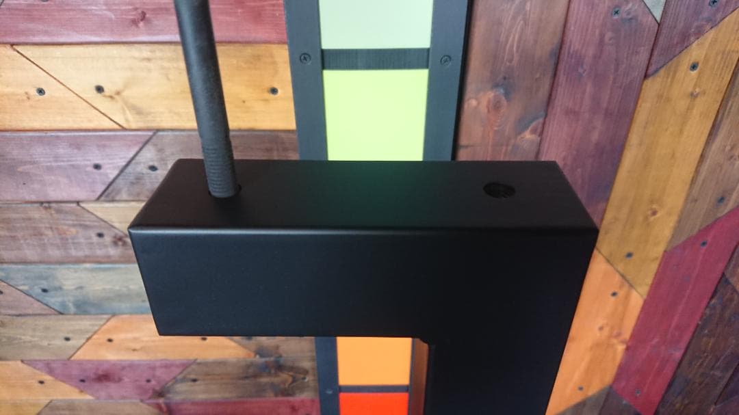 マットブラックでアイアンな極太鉄脚♪ 50×150×650mm 己型 4脚ver