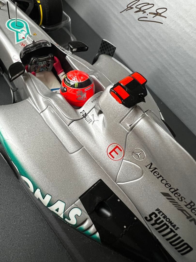 美品 1/18 ミハエル・シューマッハ メルセデス AMG W03 2012年