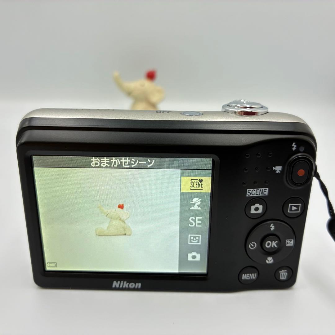 美品★ ニコン NIKON COOLPIX L31 デジカメ コンデジ 単三電池