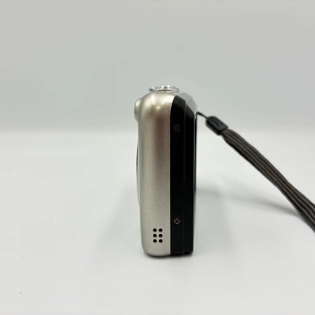 美品★ ニコン NIKON COOLPIX L31 デジカメ コンデジ 単三電池