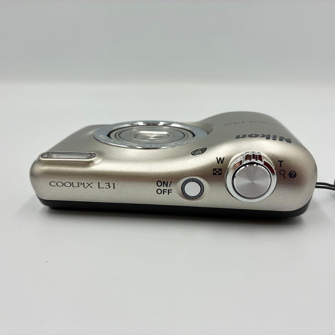 美品★ ニコン NIKON COOLPIX L31 デジカメ コンデジ 単三電池