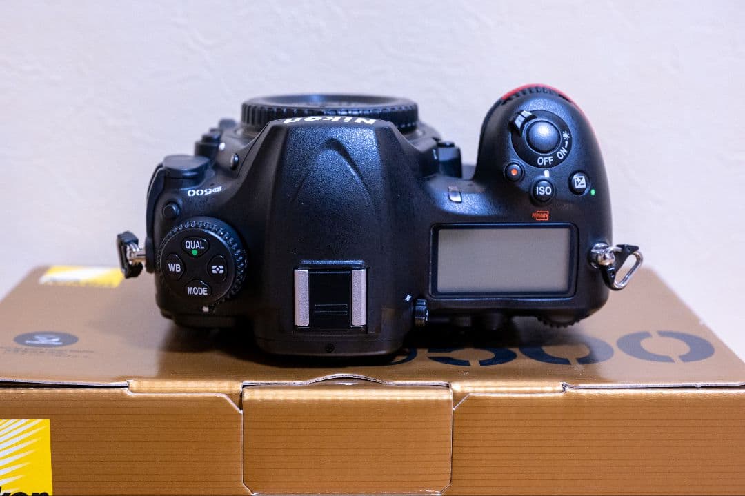 Nikon D500 シャッター回数 約3万ショット