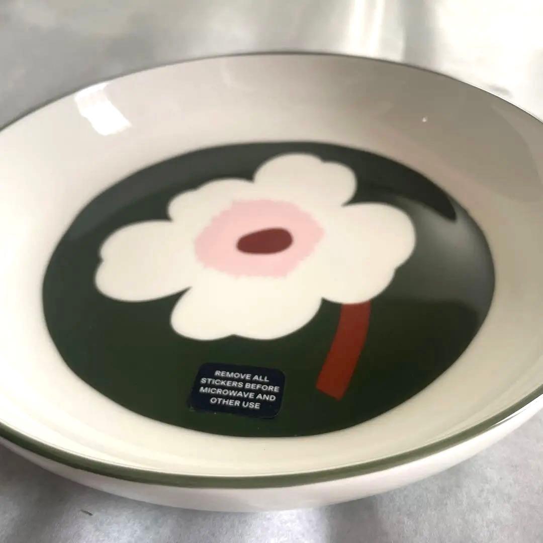 新品未使用　マリメッコ ディーププレート　ウニッコ