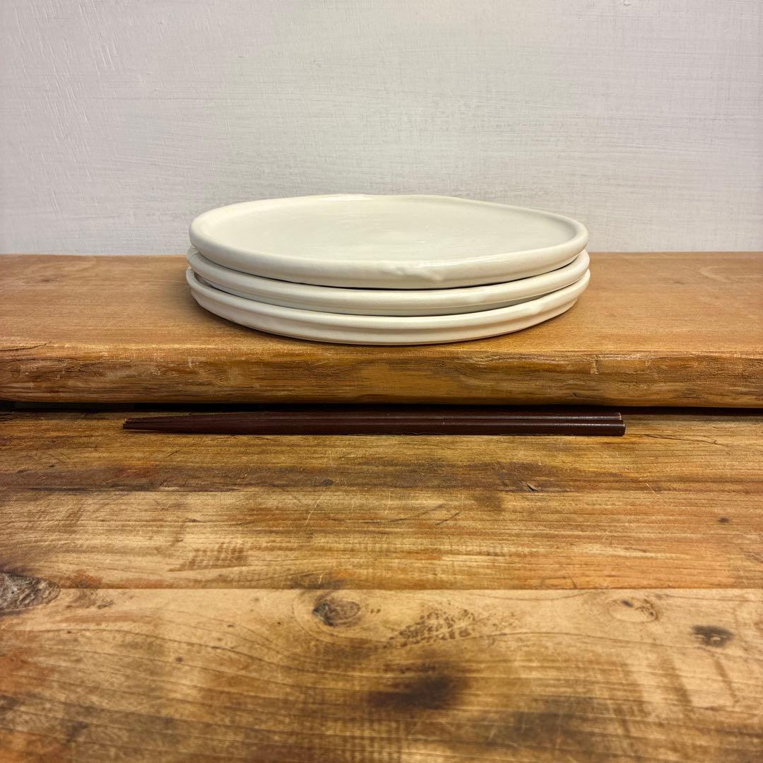 新品　陶器　陶芸作家　プレート皿3枚　301
