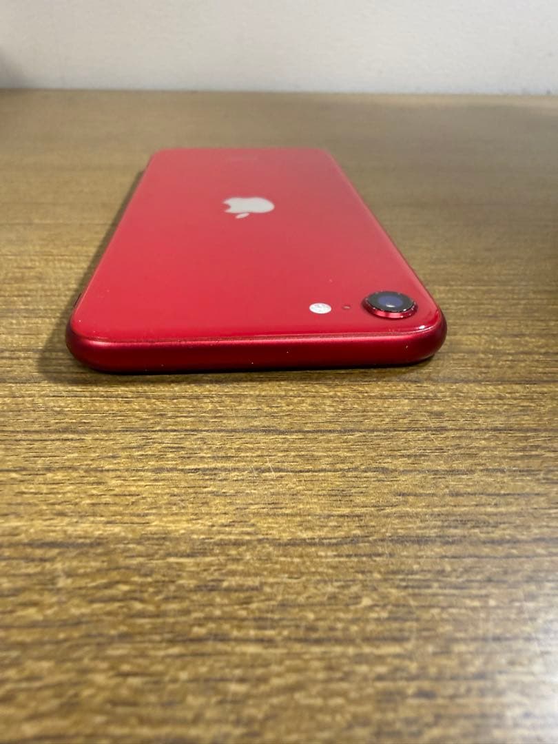 Apple iPhone SE 2Lightningケーブル新品付き