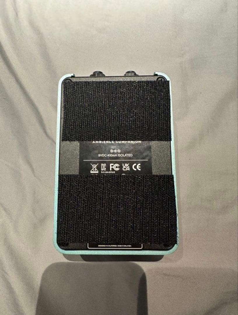 ギター UAFX Del-verb