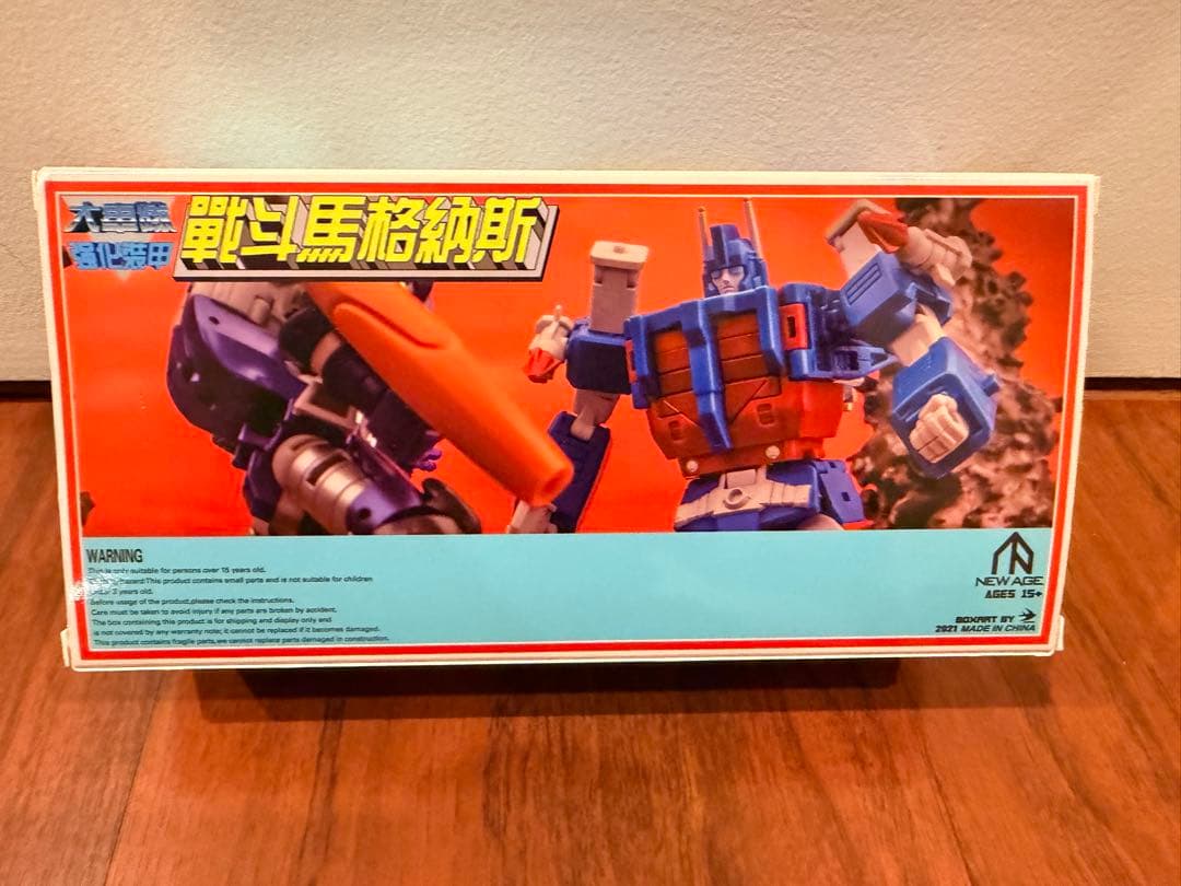 非正規トランスフォーマーG1 ウルトラマグナスっぽい人Newage H28