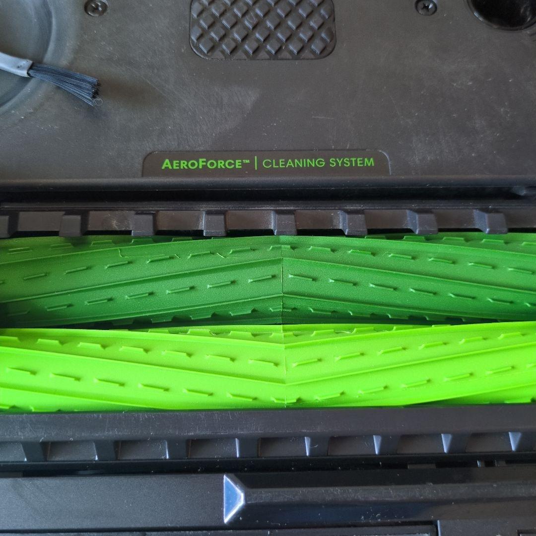 アイロボット(IRobot)ルンバ j7+ 自動ゴミ収集 J755860