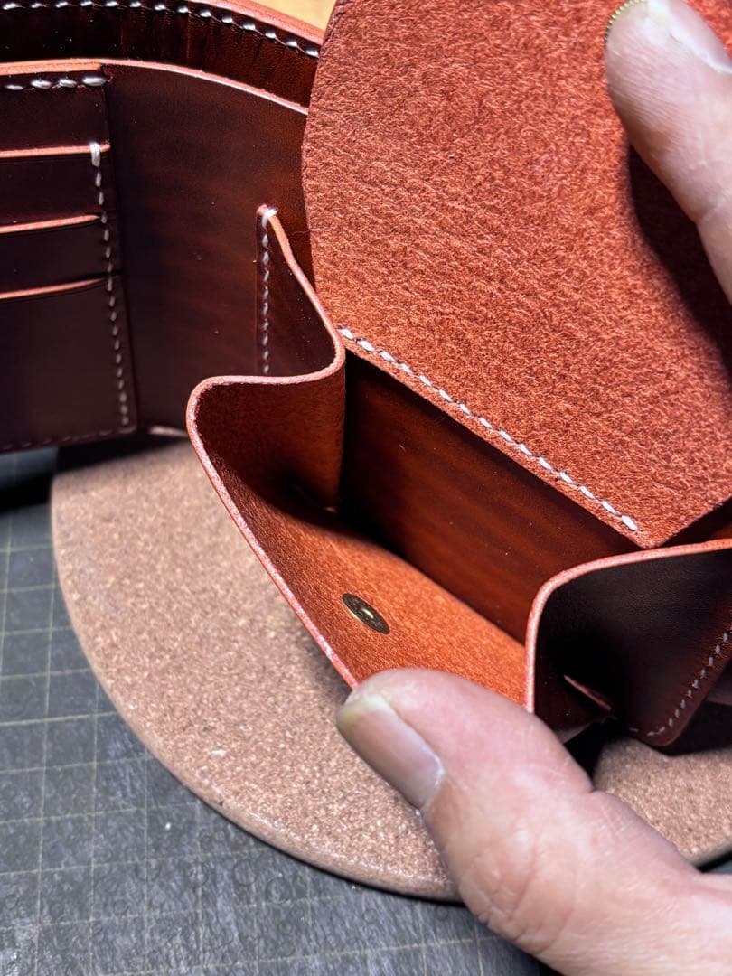 ハーフウォレット　ベルギー産ルガト　ハンドメイド
