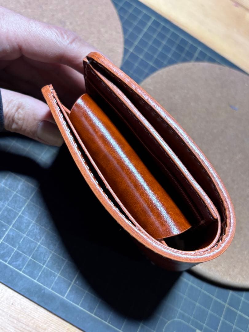 ハーフウォレット　ベルギー産ルガト　ハンドメイド