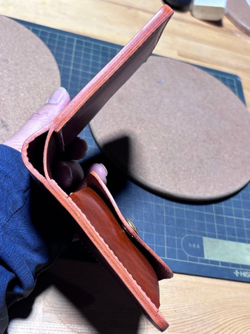 ハーフウォレット　ベルギー産ルガト　ハンドメイド