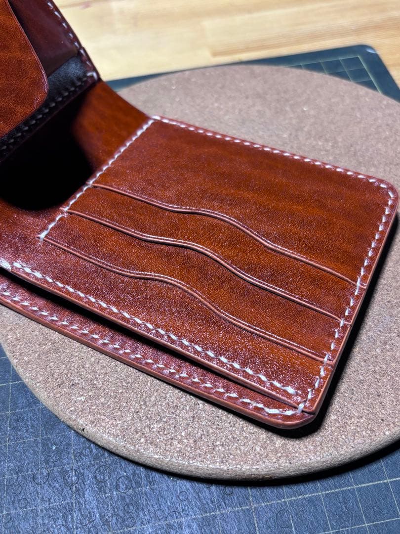 ハーフウォレット　ベルギー産ルガト　ハンドメイド