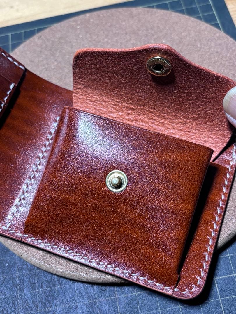 ハーフウォレット　ベルギー産ルガト　ハンドメイド