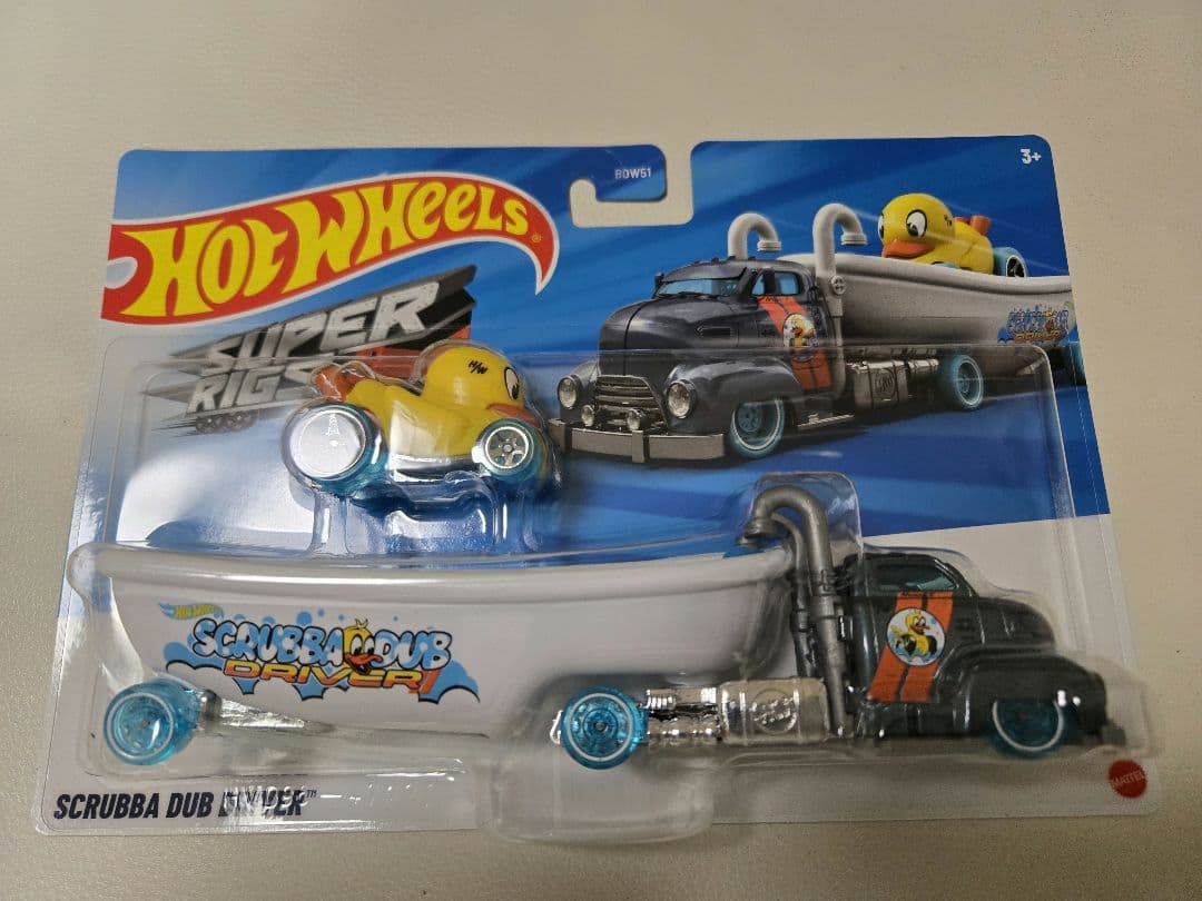 ホットウィール　スーパーリグ　2セット　ドーナツドリフター　ダックンロール