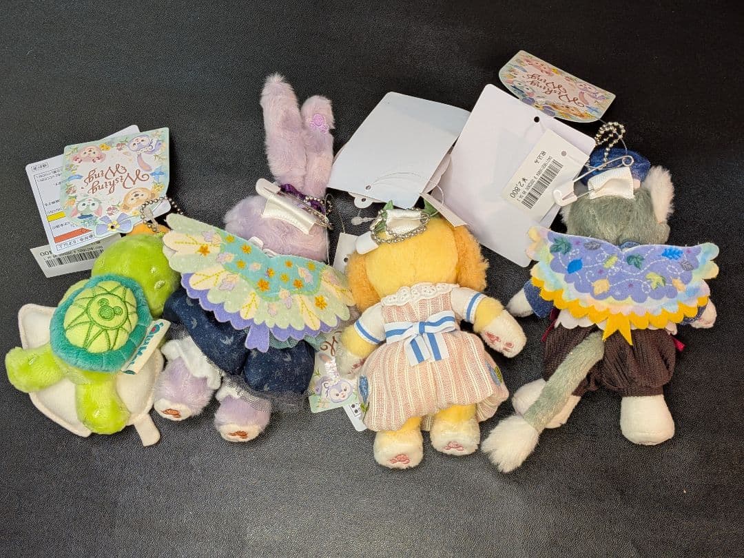 ディズニーぬいぐるみバッジ　クッキーアン　ジェラトーニ等　ウィッシングウィングス