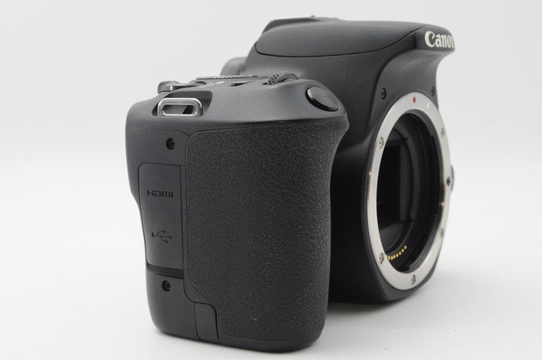▲新品級③▲大SALE中▲ Canon EOS Kiss x9 ダブルレンズ