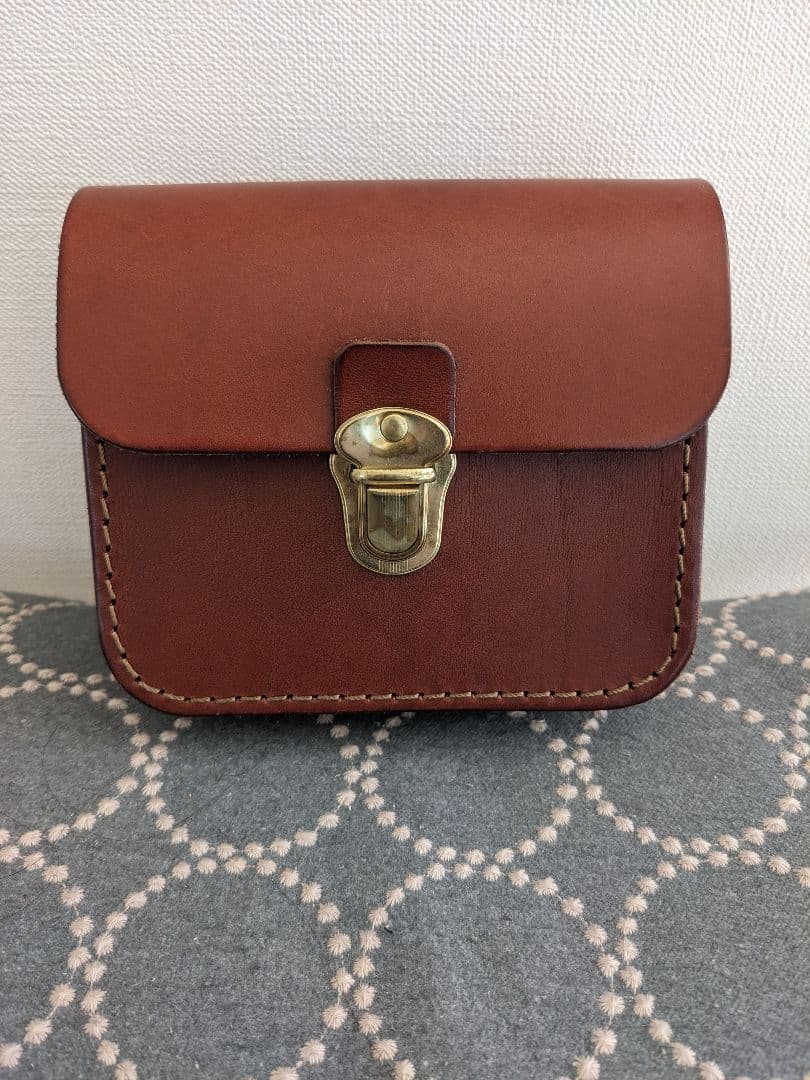 【HERZ 】ヘルツ 本革 ベルトポーチ