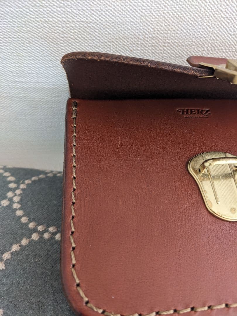 【HERZ 】ヘルツ 本革 ベルトポーチ