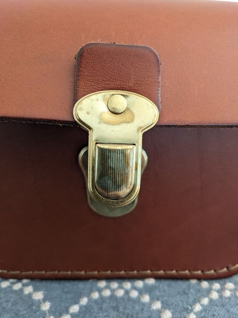 【HERZ 】ヘルツ 本革 ベルトポーチ