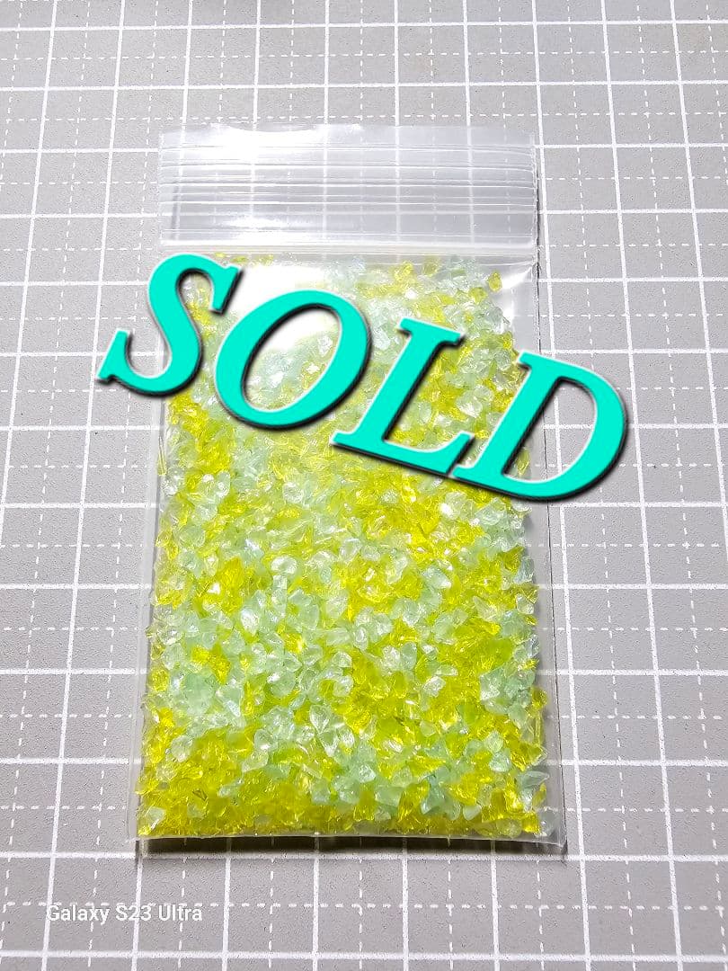 elly★Ｎｏ1432 琉球ガラスフリット✨黄色＆ミント系★15ｇ