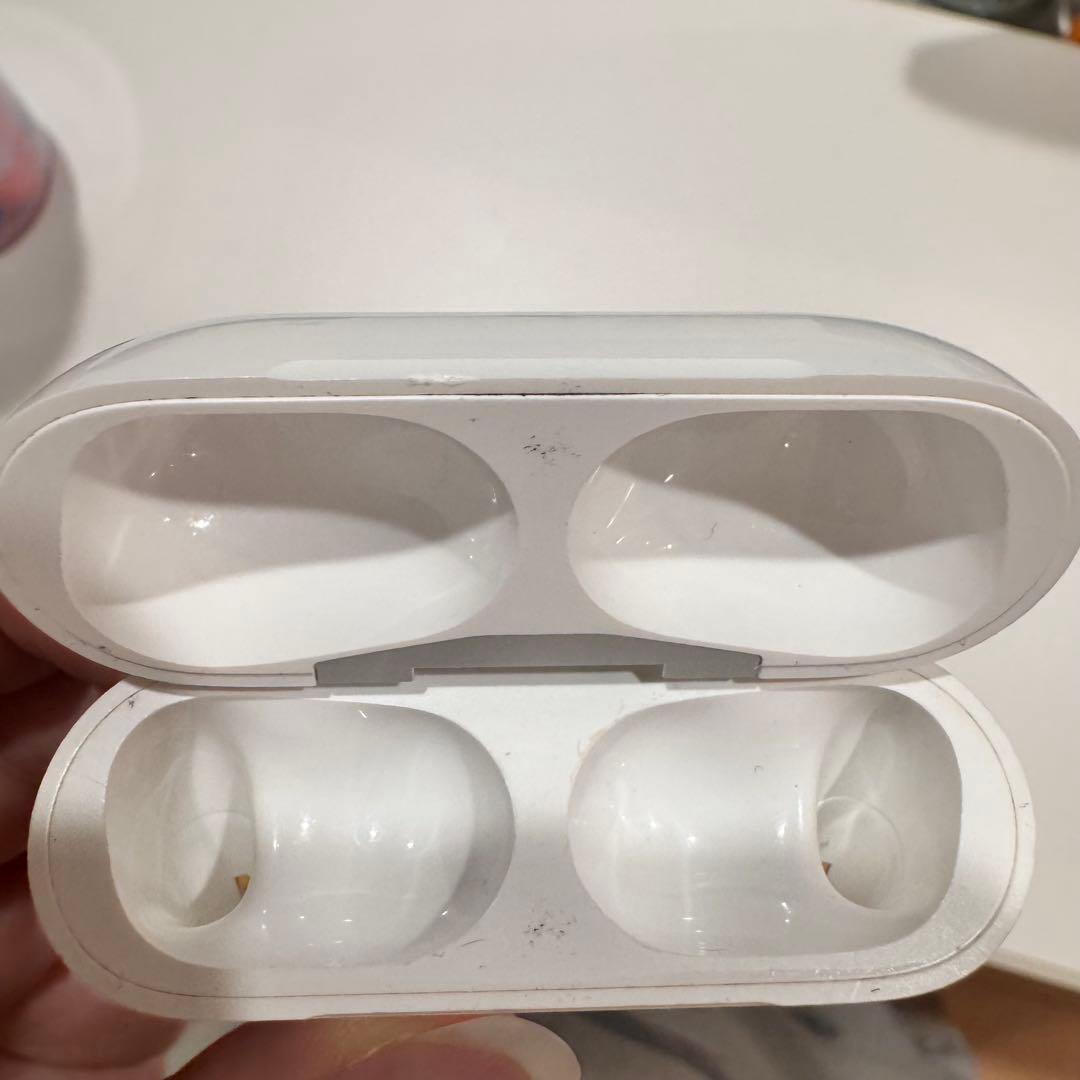 【Apple】AirPods Pro アップル ワイヤレス イヤホン 正常稼働品