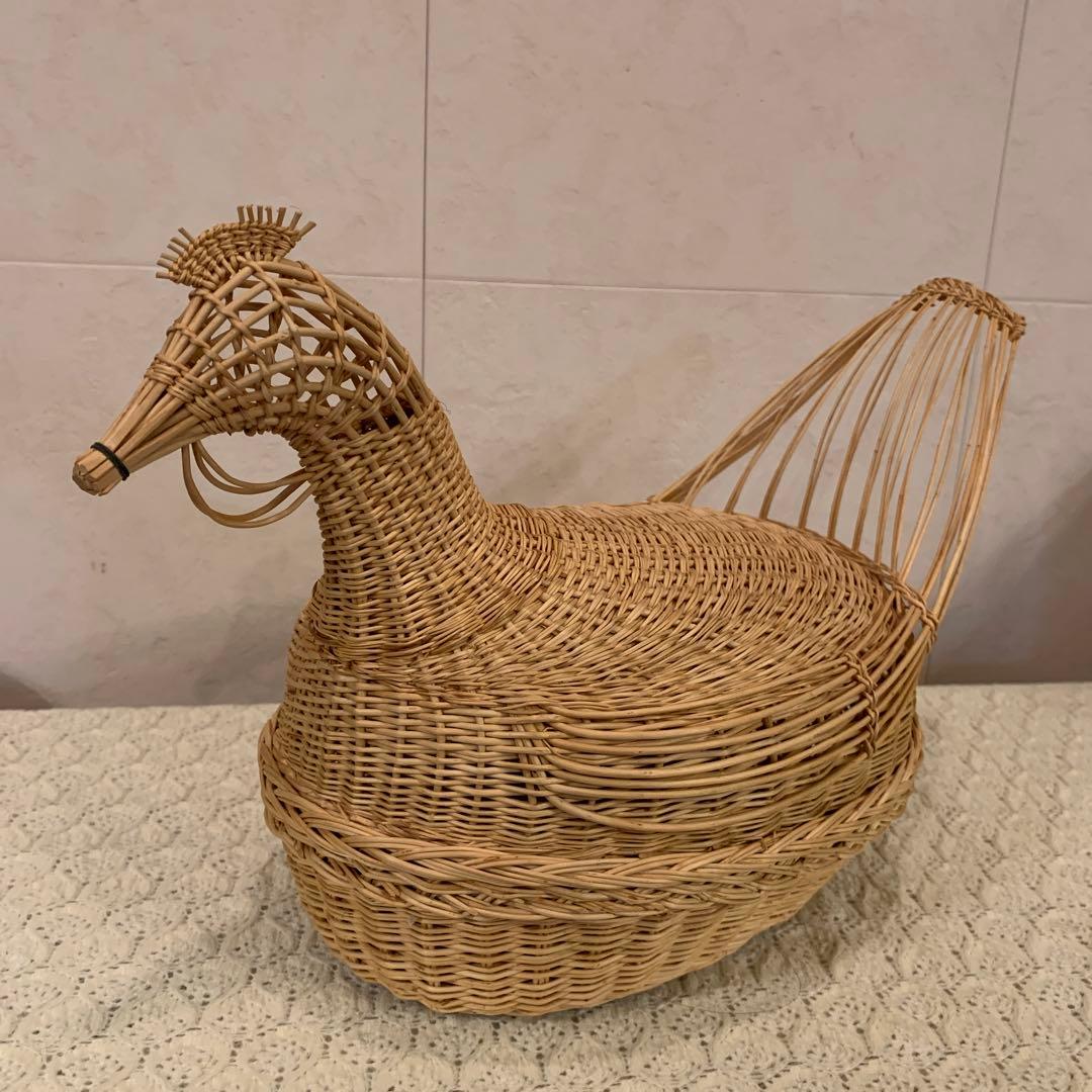 ニワトリ　籐　カゴ　かご　籠　バスケット