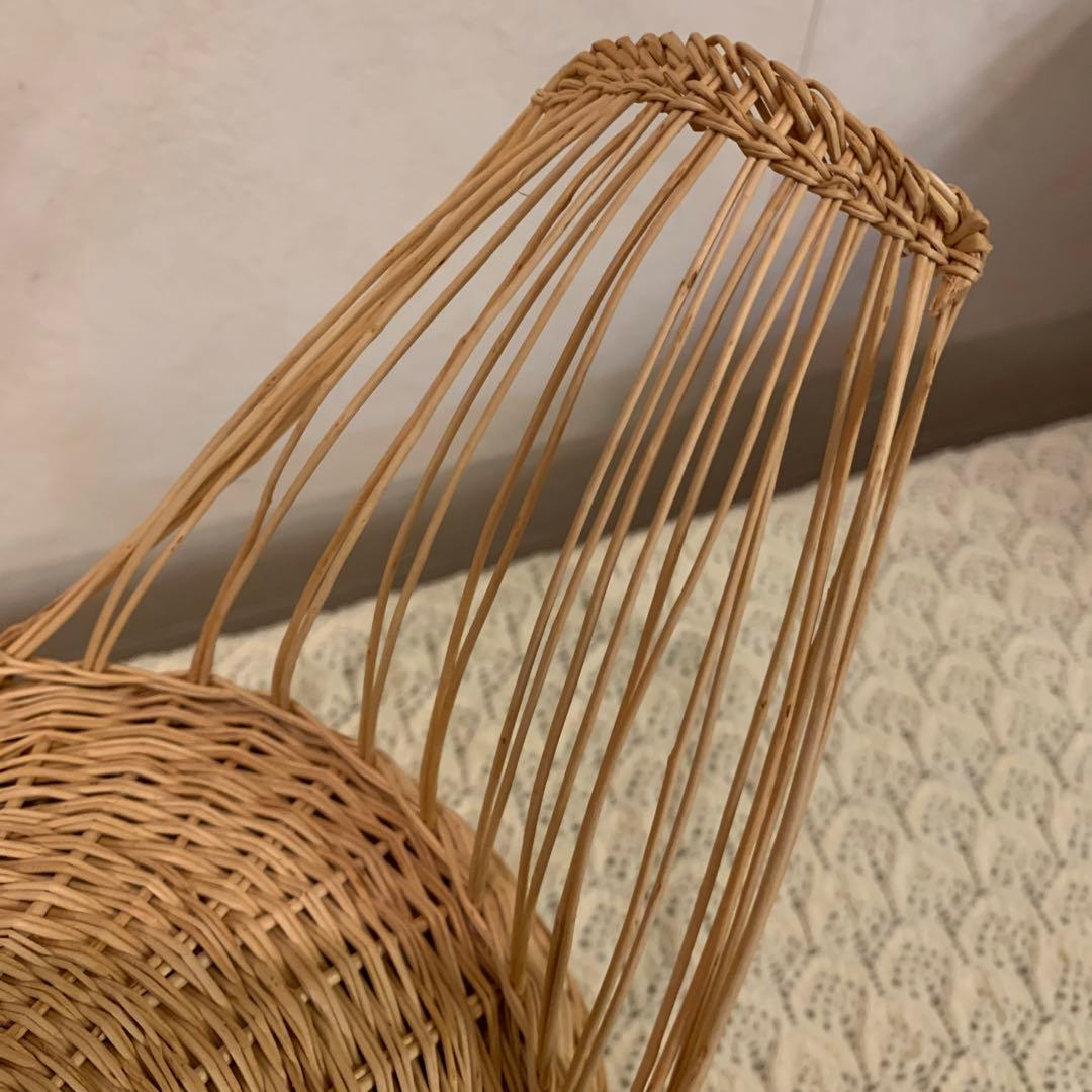 ニワトリ　籐　カゴ　かご　籠　バスケット