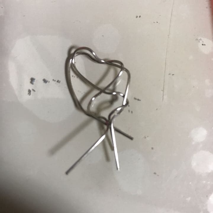 ペアイヤリングとか