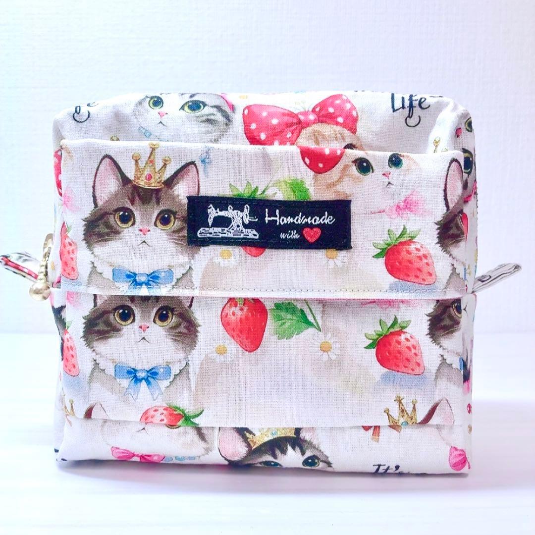 ★k.k★ ハンドメイドポーチ 猫柄 A477
