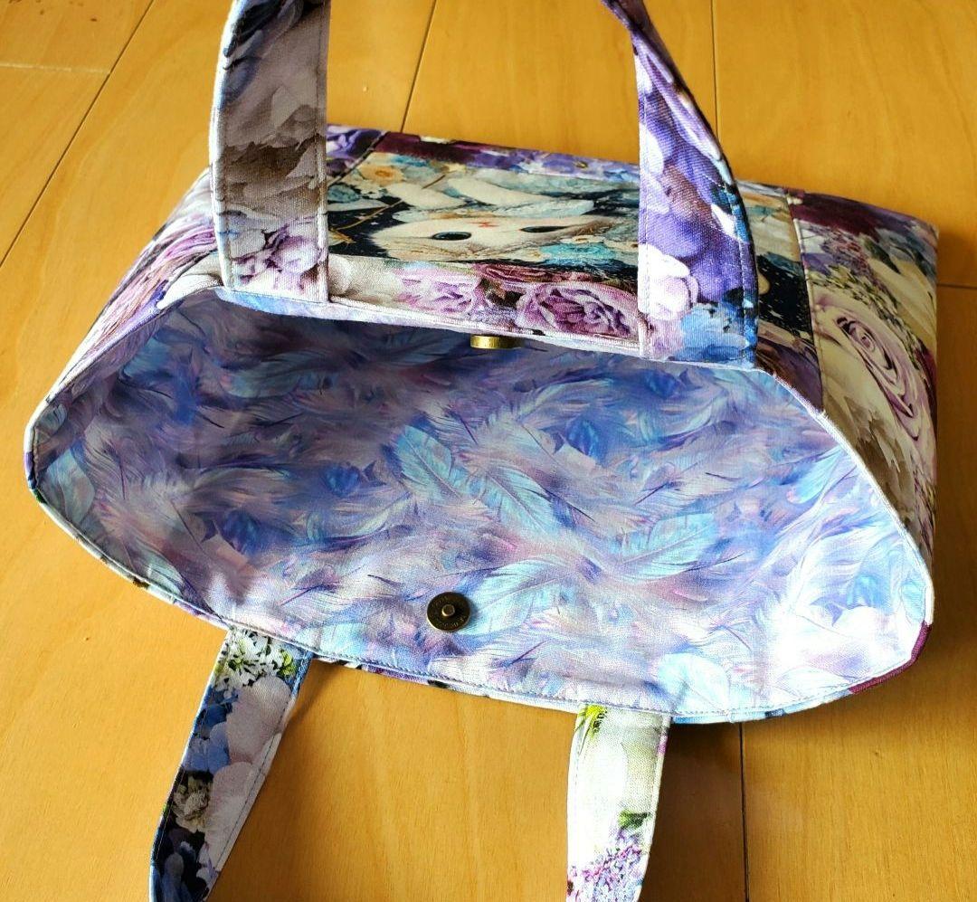 ミク◎ 様　　ご依頼品　　猫ちゃんパネル生地　ハンドメイド 　トートバッグ