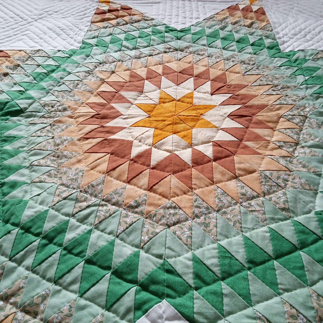 2512 パッチワークキルト　タペストリー 125cm