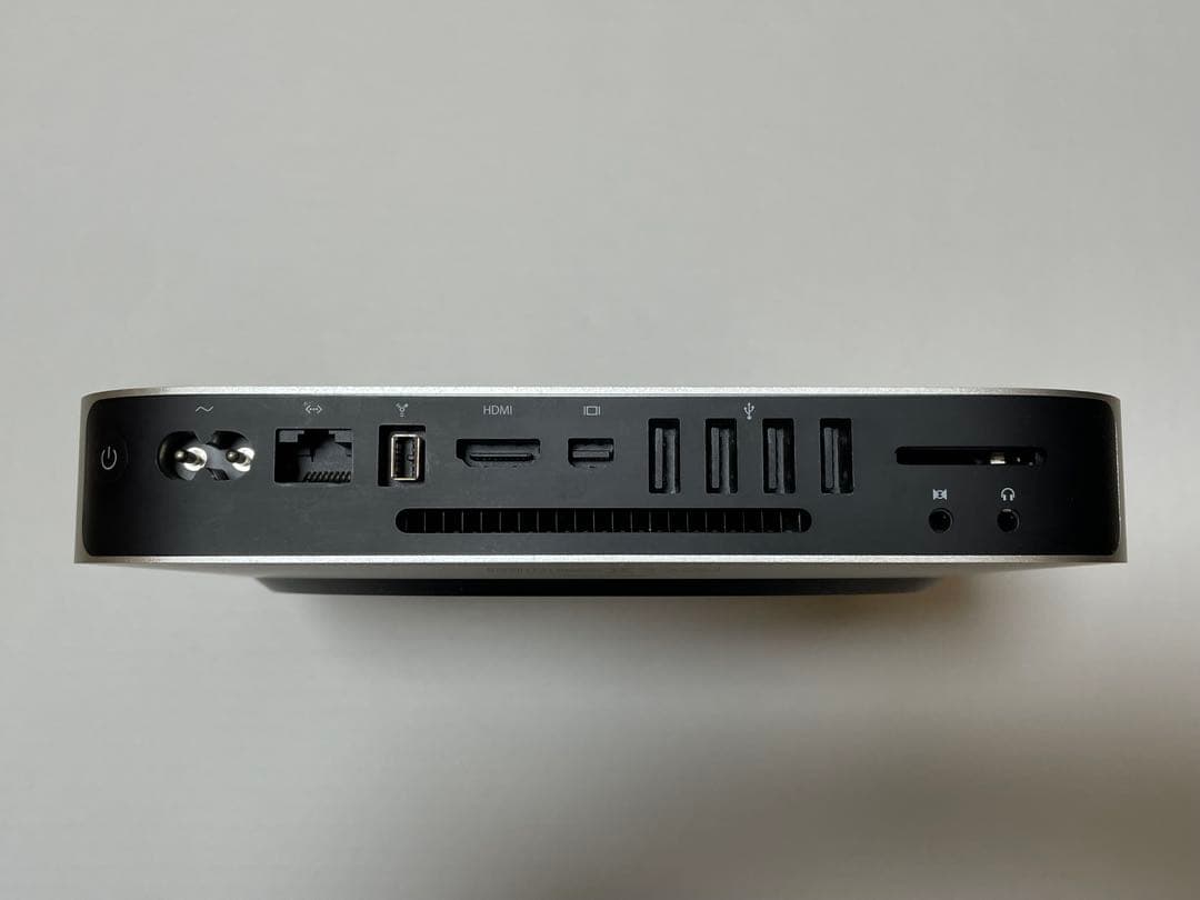 Mac mini 2010 2.4GHz SSD256GB メモリ4GB+ケース