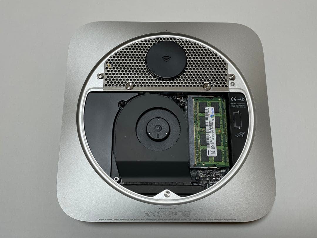 Mac mini 2010 2.4GHz SSD256GB メモリ4GB+ケース