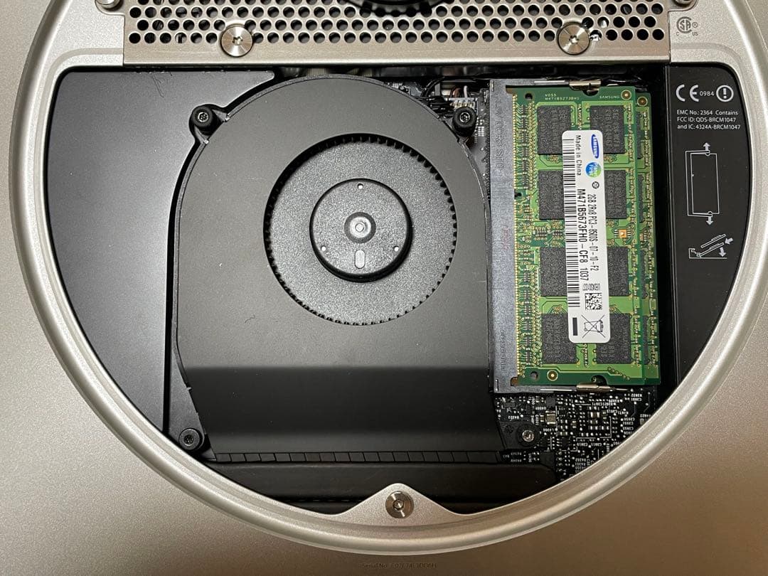 Mac mini 2010 2.4GHz SSD256GB メモリ4GB+ケース