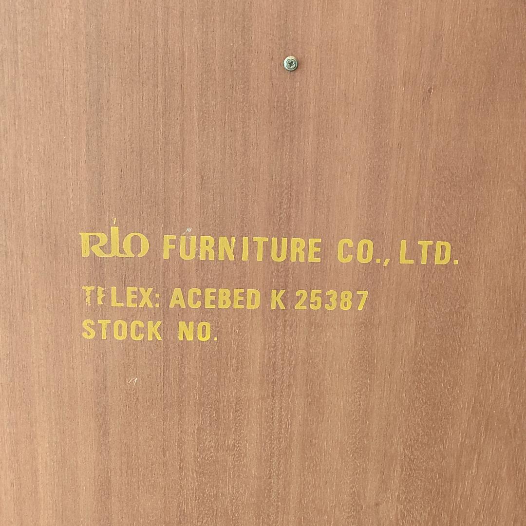 アンティーク　コーナーキャビネット　ガラスショーケース　猫脚