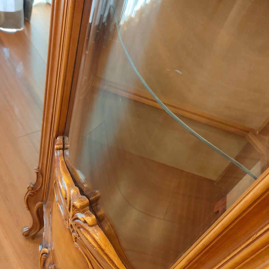 アンティーク　コーナーキャビネット　ガラスショーケース　猫脚