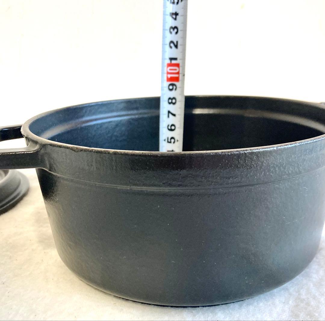 美品 18cm ストウブ ブラック ピコココット ラウンド staub 鉄鍋