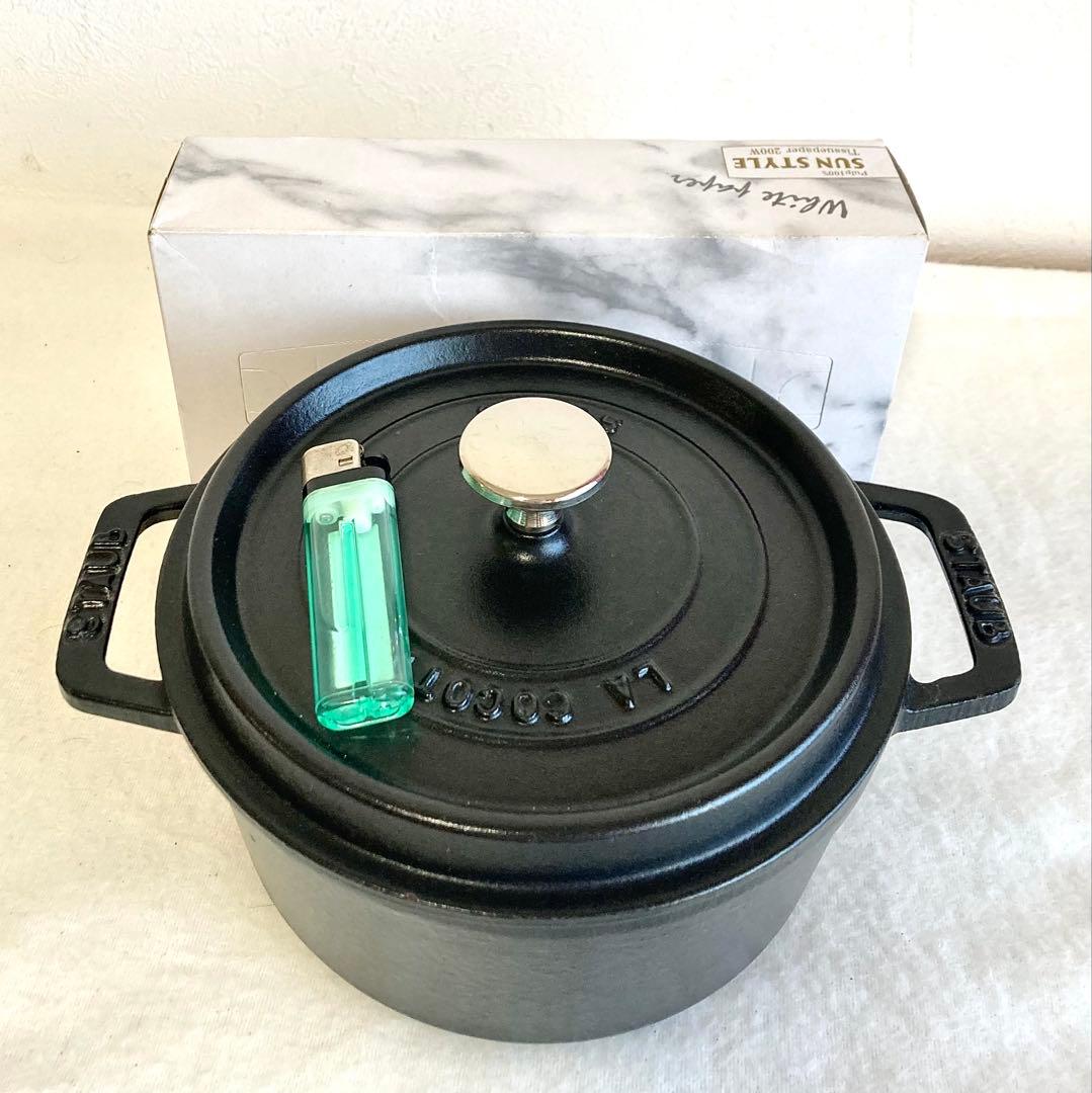 美品 18cm ストウブ ブラック ピコココット ラウンド staub 鉄鍋