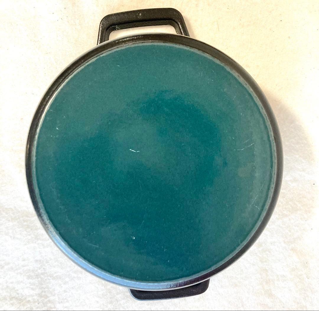 美品 18cm ストウブ ブラック ピコココット ラウンド staub 鉄鍋