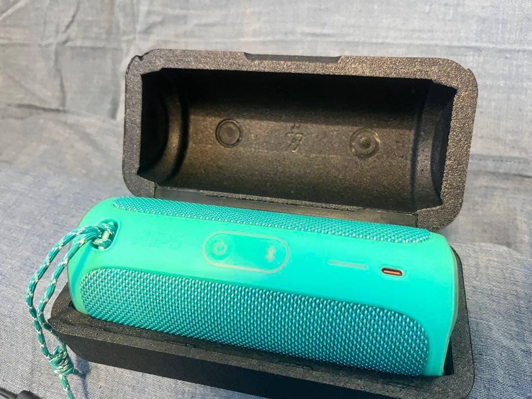 スピーカー・ウーファー JBL Flip5