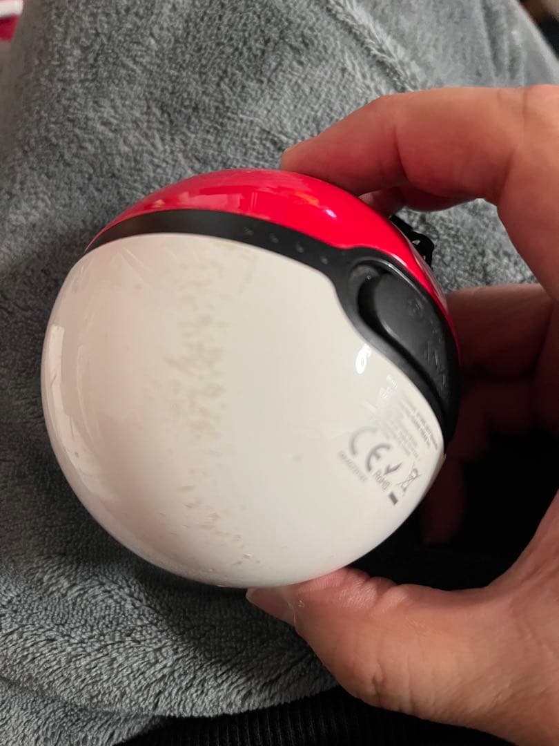ポケモンボール型モバイルバッテリー