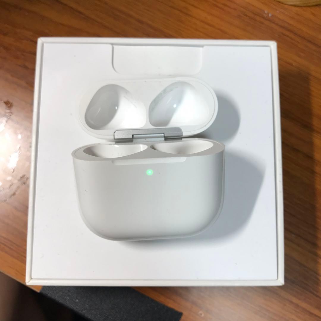 AirPods 第4世代　ANC type C充電ケース
