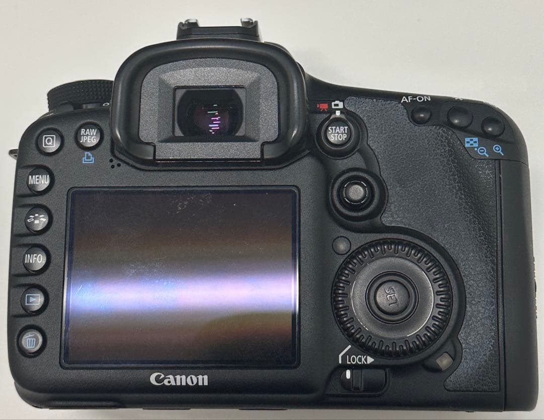 Canon EOS 7D デジタル一眼レフカメラ