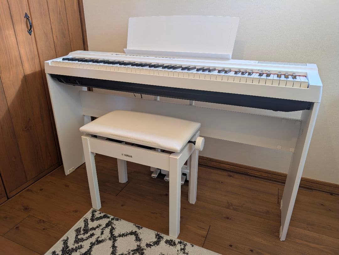 【美品】YAMAHA ピアノ高低自在椅子BC-205WH 白 ホワイト ベンチ