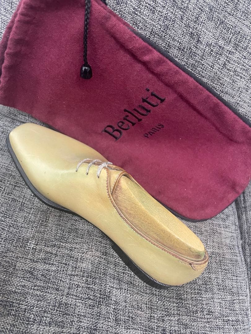Berluti オブジェ　保存袋付き