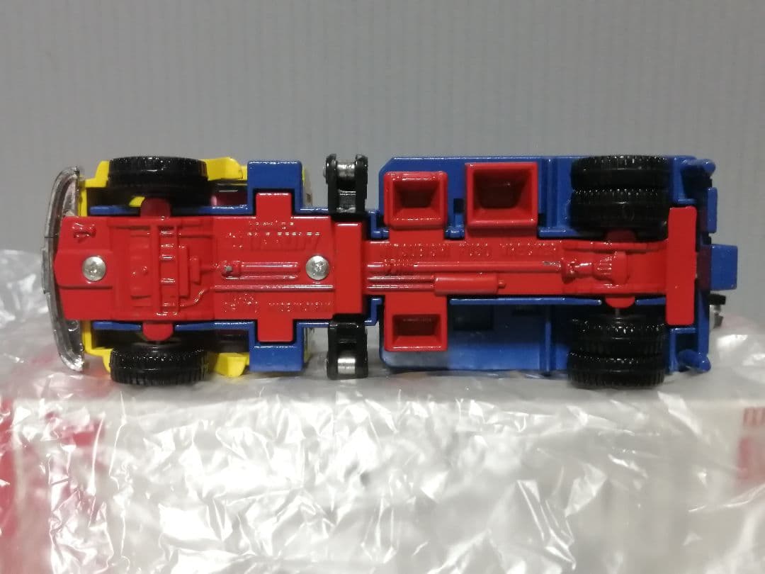 G*X様 トミカダンディ　三菱ふそう レッカークレーン　日本道路公団